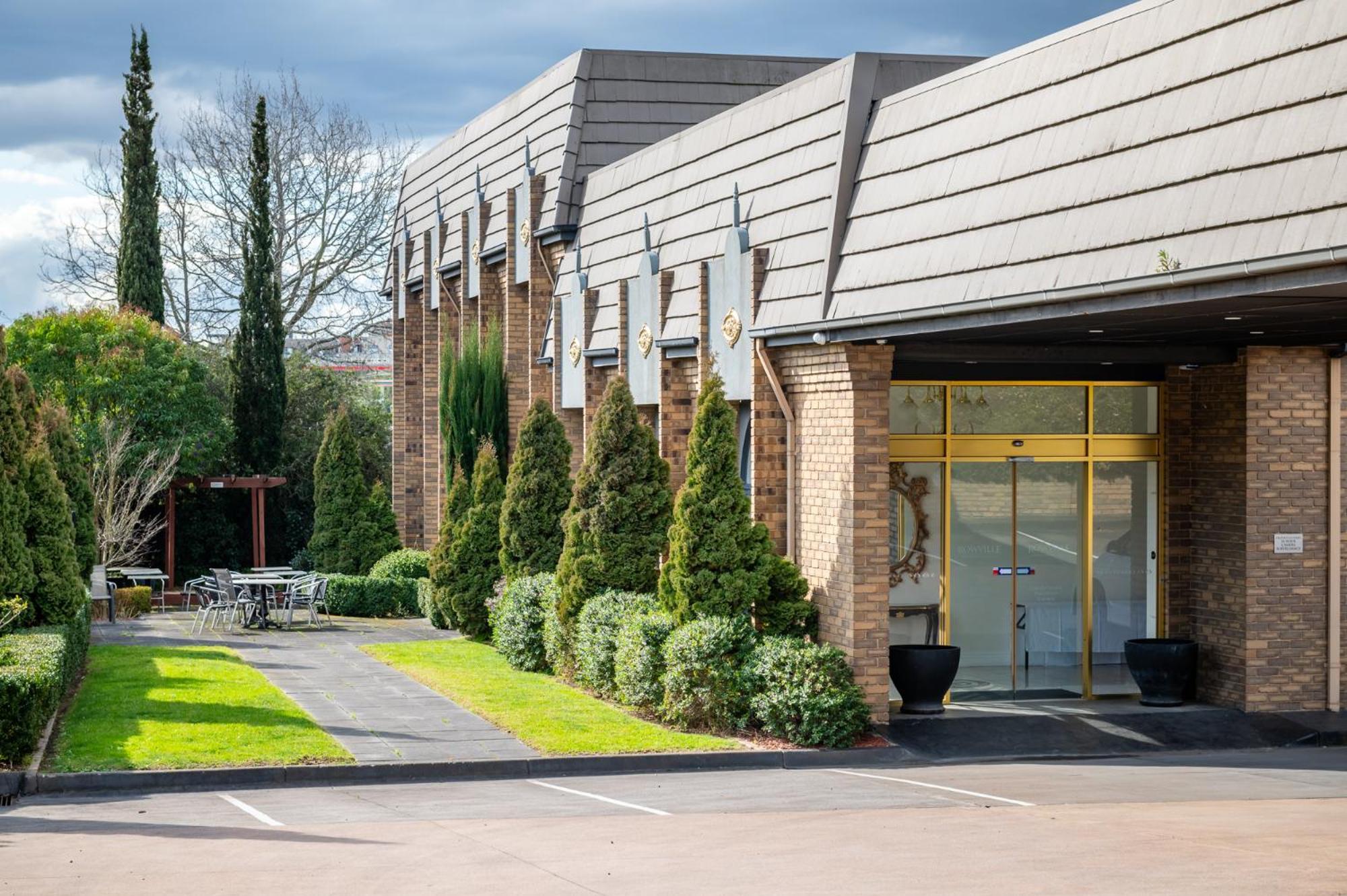 Rowville International Hotel Exteriér fotografie
